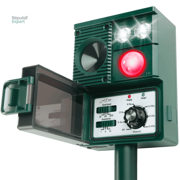 Répulsif triple-action solaire pour animaux de jardin